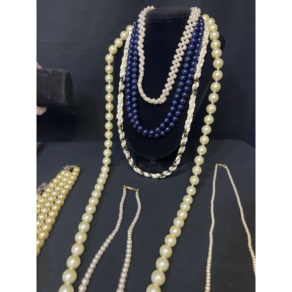 Vintage To Now Pearl Jewelry Lot Necklaces Earrings Bracelets 24 Items - Picture 3 of 11